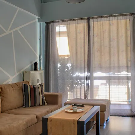 Modern Cozy Apartment In Downtown Athens-2